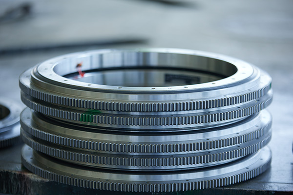 回轉(zhuǎn)支承的壽命一般是多久？